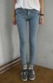 /album/jeans/a48efba-l-610x610-shoes-grunge-tumblr-pale-hipster-high-fashion-sneakers-jeans-jpg/
